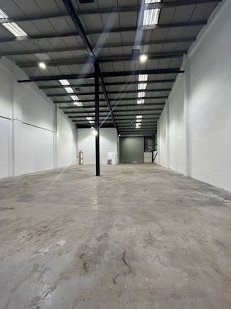 Unit 3, Molly Millars Bridge, Wokingham, Warehouse & Industrial To Let - IMG_3522.jpeg