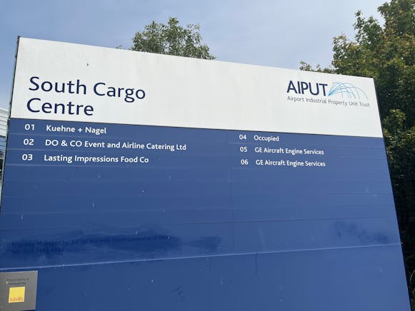 Units 5 & 6 South Cargo Centre, Feltham, Heathrow, Industrial To Let - IMG_6610.jpg