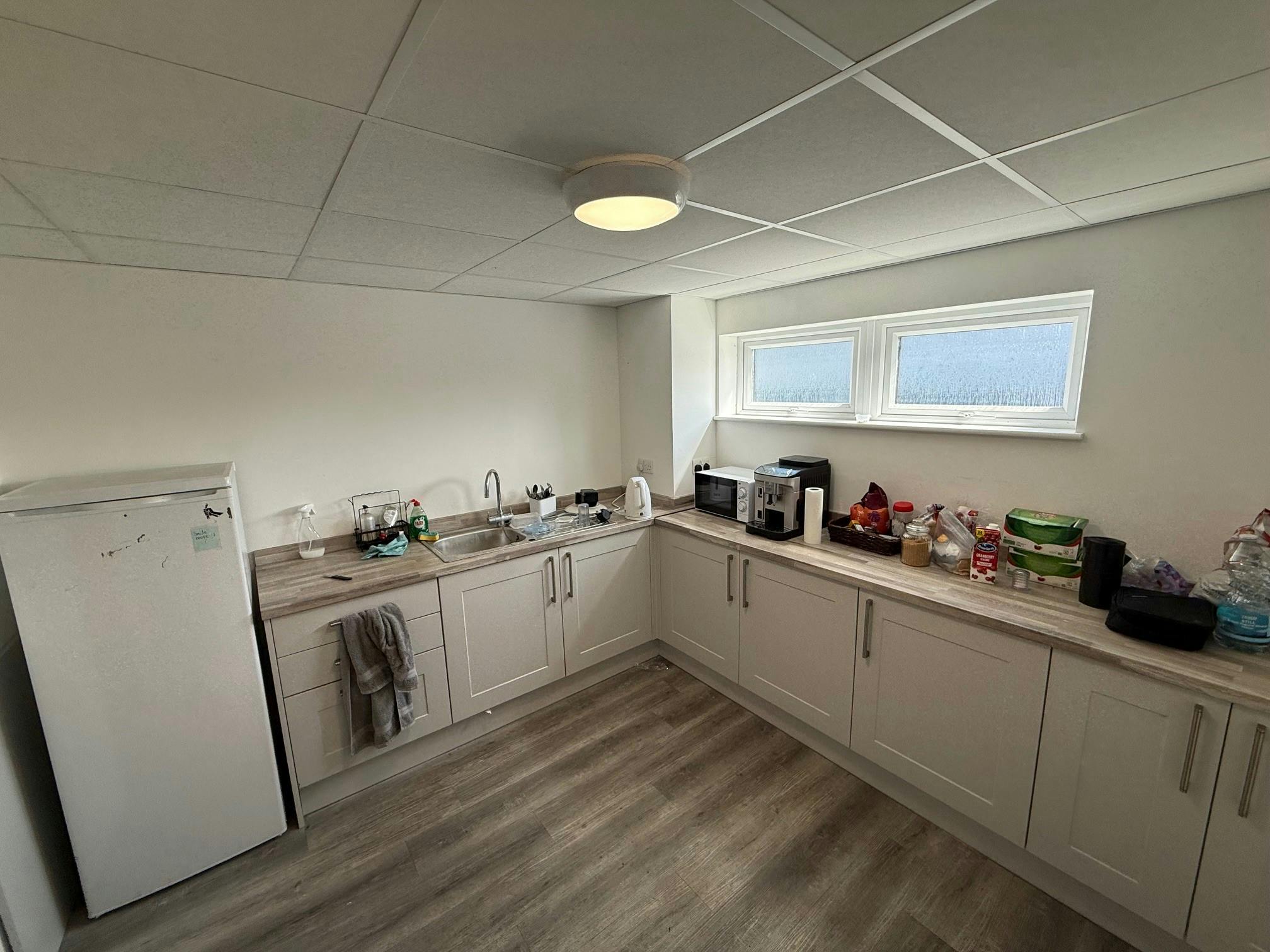 Unit 12 Isis Trading Estate, Stratton Road, Swindon, Industrial For Sale - 6.jpg