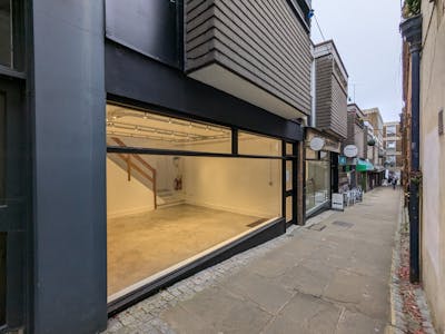 13 Jeffries Passage, Guildford Surrey, Retail To Let - 1000004996.jpg