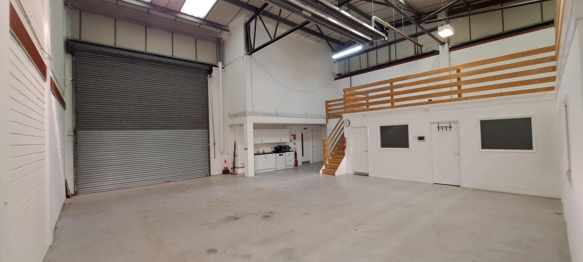 3 Elliott Park, Aldershot, Industrial / Warehouse To Let - 20260302_143141.jpg