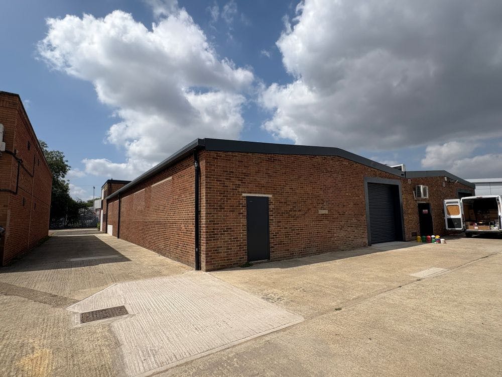 Unit D2 Telford Road, Bicester, Industrial / Industrial/Logistics / Trade Counter To Let - image00015.jpg