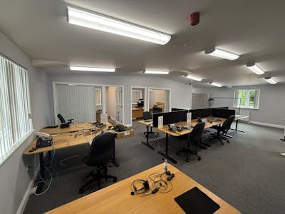 25 Midfield Drive, Kirkcaldy, Office To Let - Image 3