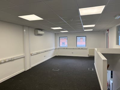 Unit 10J Buntsford Park Road, Bromsgrove, Office To Let - IMG_2339.JPG