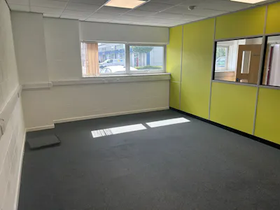 Unit 1 Phoenix Park, Newport, Industrial To Let - Internal2.jpg