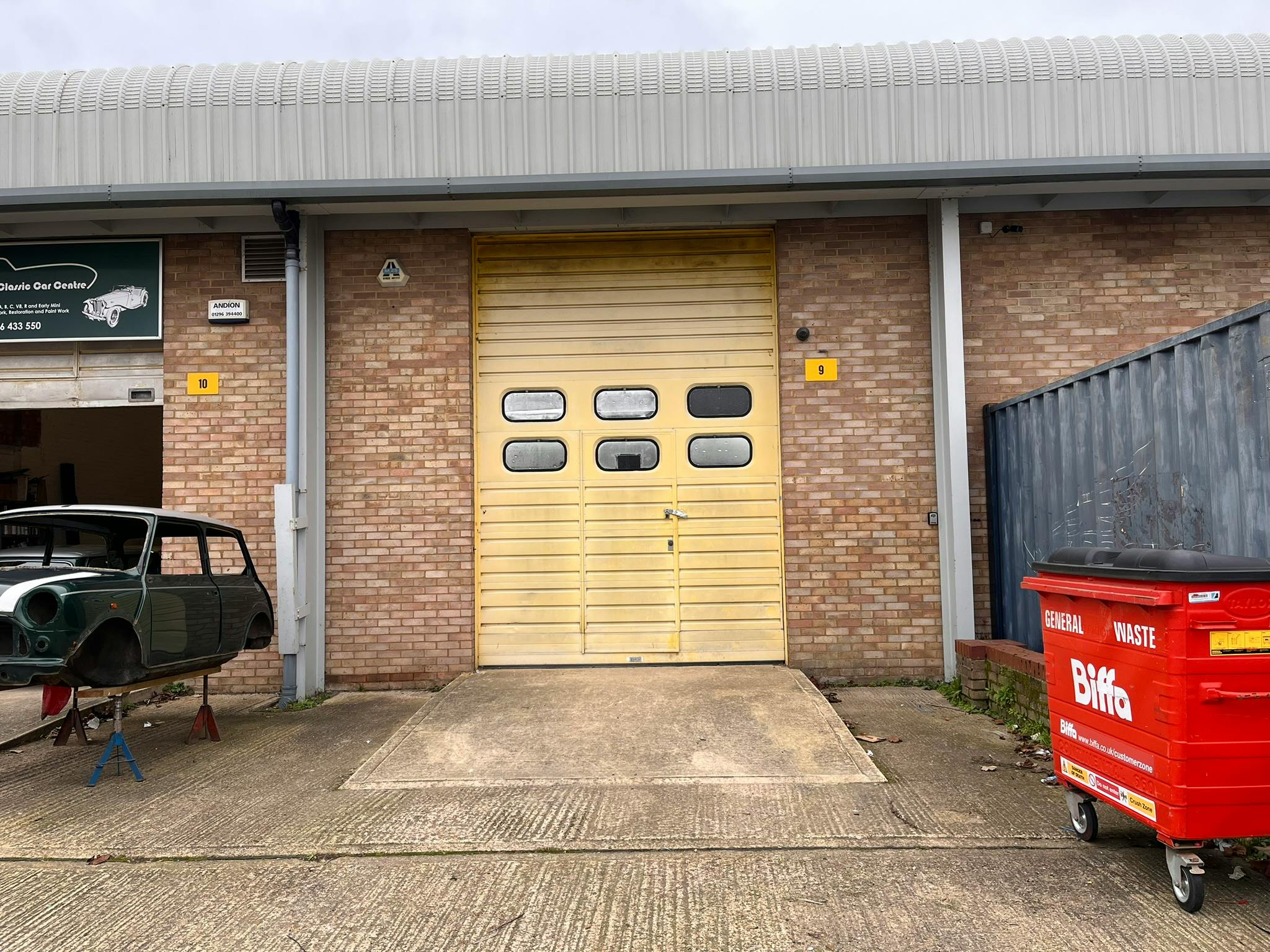 9 Rabans Close, Rabans Lane Industrial Estate, Aylesbury, Industrial To Let - IMG_2939.JPEG