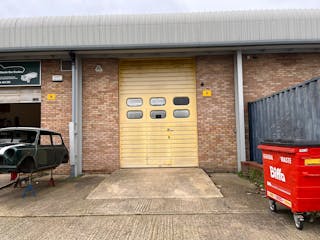 9 Rabans Close, Rabans Lane Industrial Estate, Aylesbury, Industrial To Let - IMG_2939.JPEG