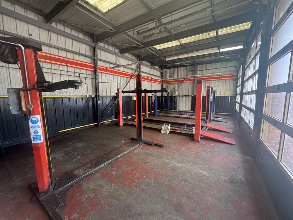 27-34 Greyfriars, Stafford, Trade Counter / Warehouse To Let / For Sale - Photo 18072025 14 49 36.jpg