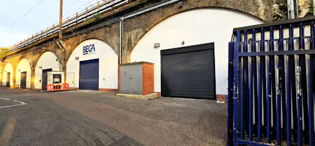 Arch 213, Ponsford Street, London, Industrial To Let - 20260501_194542(0) - Edited.jpg