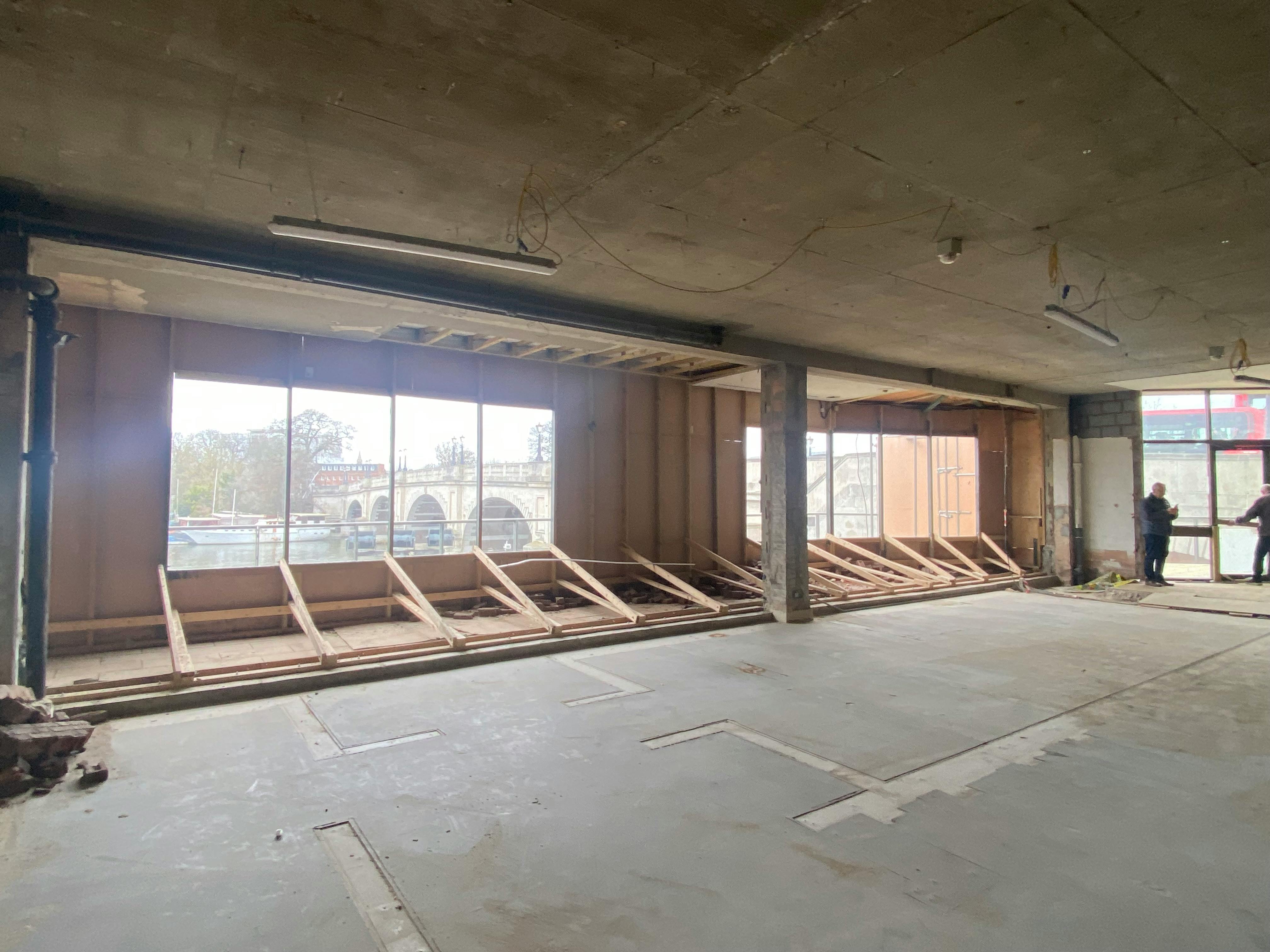 1 Riverside Walk, Kingston upon Thames, Restaurant To Let - IMG_1469.jpeg