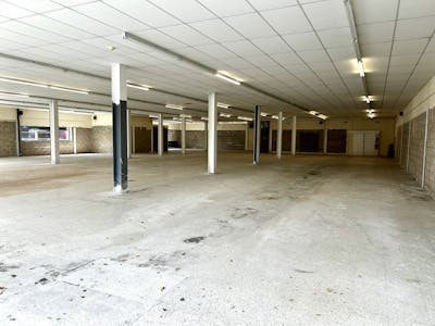 Unit 3, Market Drayton, High Street Retail To Let / For Sale - IMG_0003