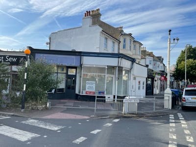 72 Seaside, Eastbourne, Retail To Let - Seaside 2.jpg