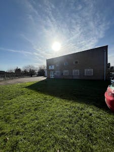New Ford Business Centre, New Ford Road, Waltham Cross, Industrial / Industrial / Storage / Industrial / Warehouse For Sale - IMG_6746.JPEG