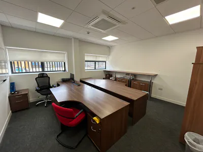 8 St Leger Drive, Newmarket, Industrial/Logistics To Let - IMG_4046.JPG