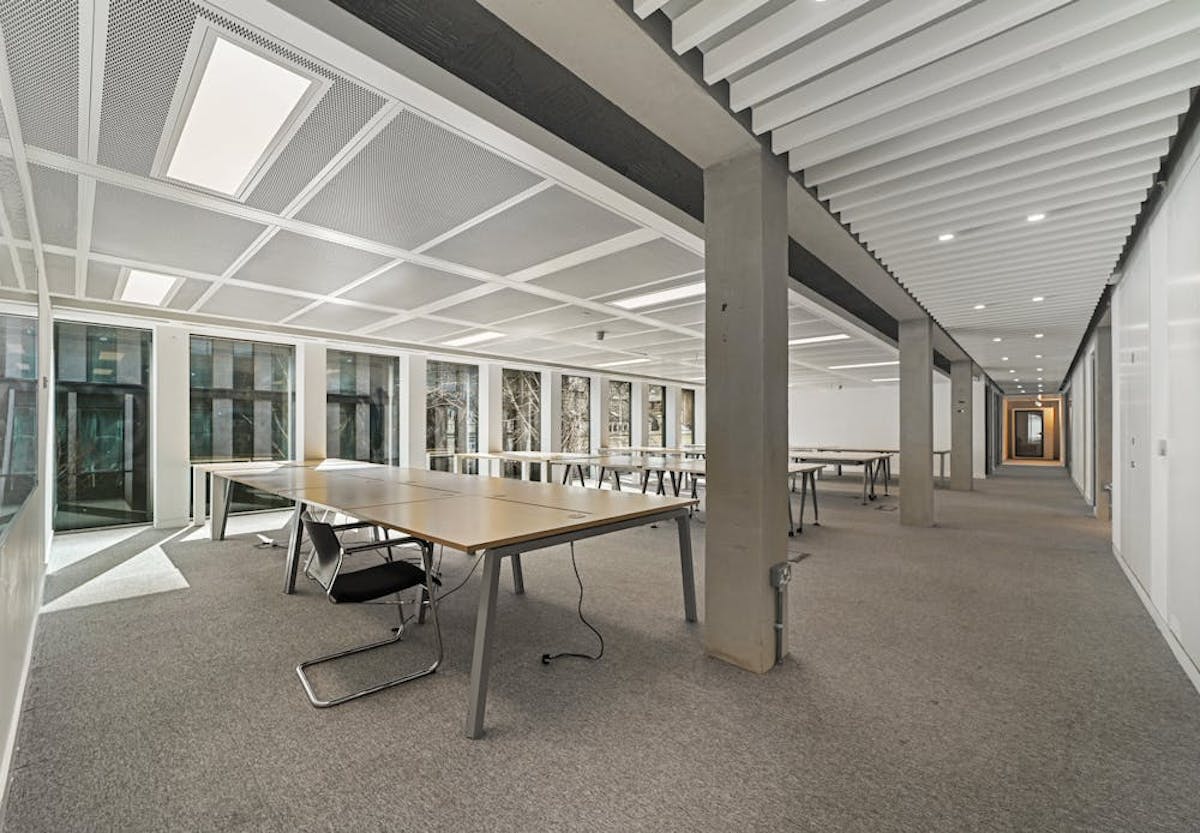 Cef85a39127f49b62357d9f077ecb0a8 9466a9456655755fffe5139c72e0a7bf Md Ec 30eastbourneterrace 21