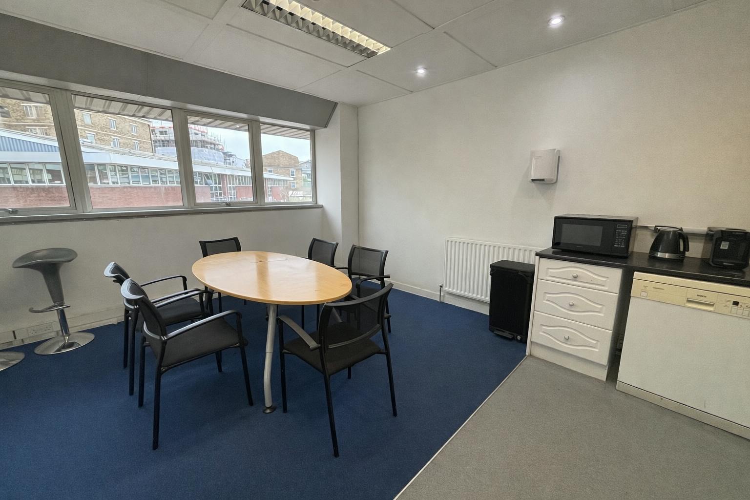 Hurlingham Business Park, Unit 6,, Fulham, Industrial / Office To Let - ChatGPT Image Apr 10, 2026, 12_26_43 PM.png