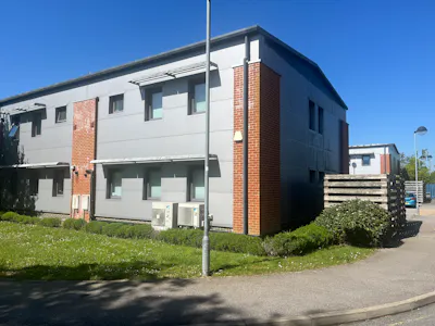 Unit 17 Oakhurst Business Park, Southwater, Industrial / Warehouse To Let - WEB IMG_0216.JPG
