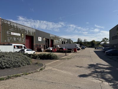 3 Lismirrane Industrial Park, Elstree, Industrial / Light Industrial / Warehouse For Sale - IMG_4688.jpg