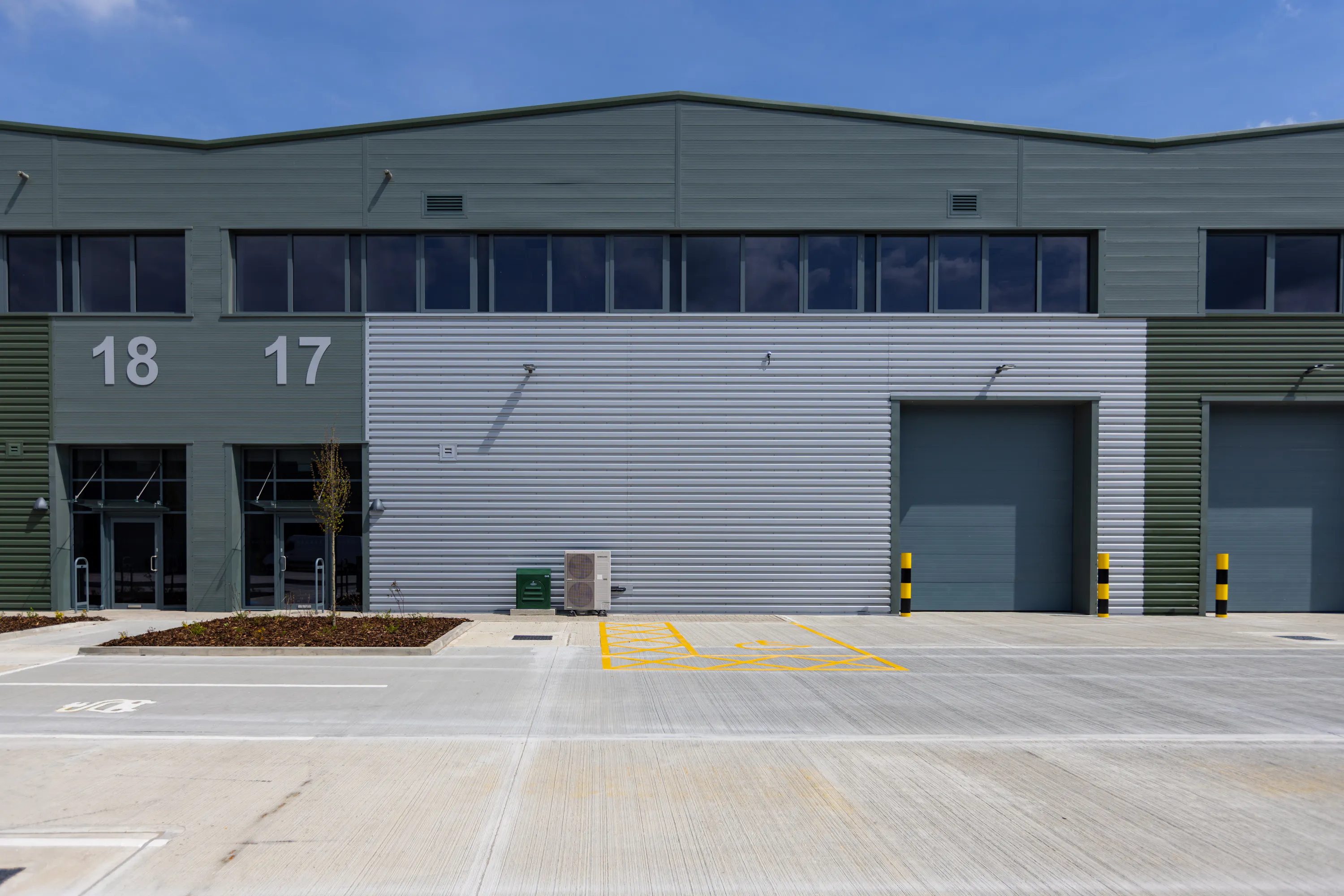 Unit 17 T45, Aire Valley Road, Leeds, West Yorkshire, LS9 0AA