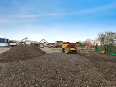 Yards, Welton Way, Purdeys Industrial Estate, Rochford, Land / Open Storage To Let - 1371ae31WhatsApp 20Image 2020241202 20at 20151428_dd9a6e37.jpg