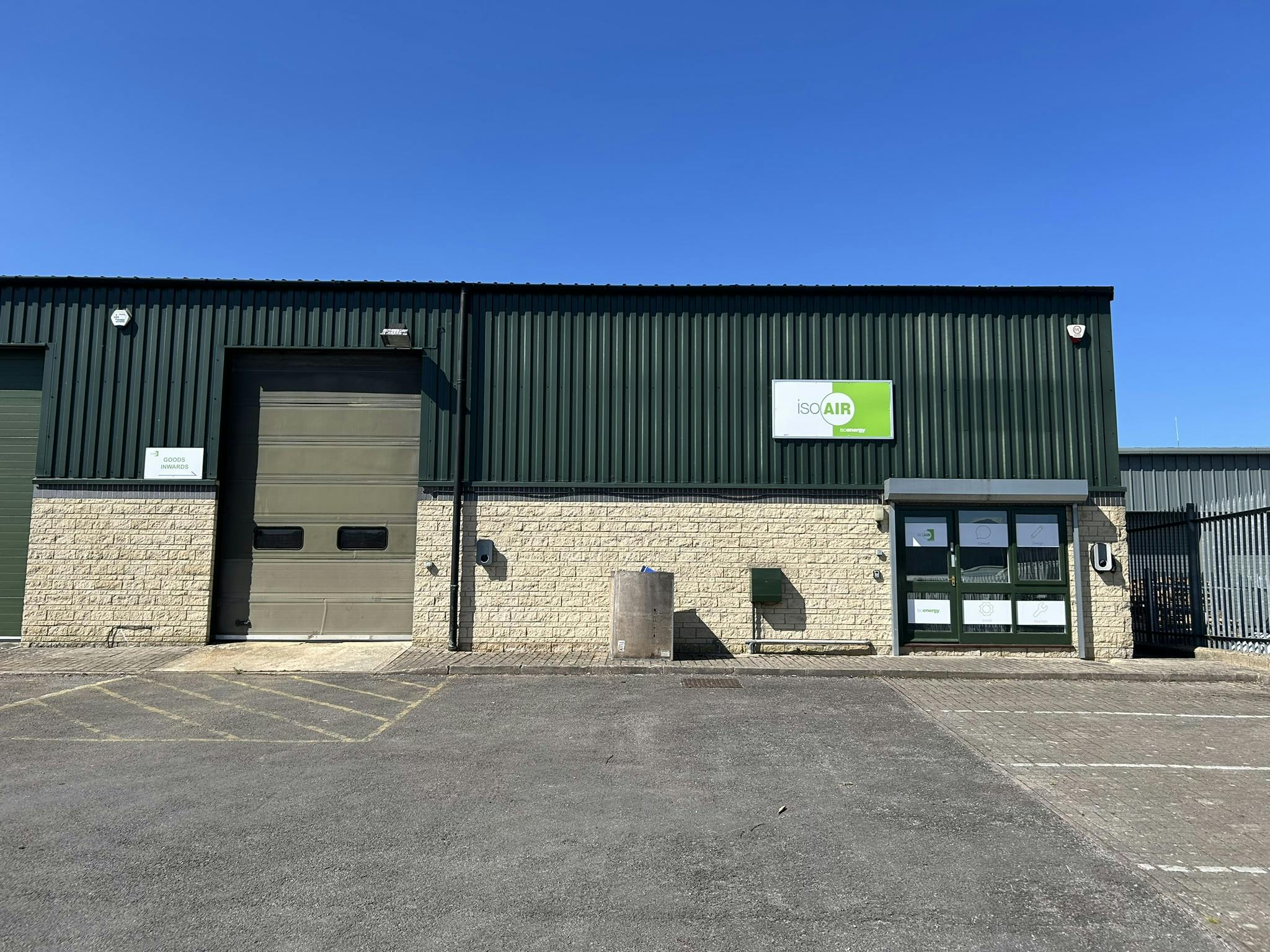 Unit 4 The Hidings, Love Lane Industrial Estate, Cirencester, Industrial / Other To Let - IMG_5747.JPEG