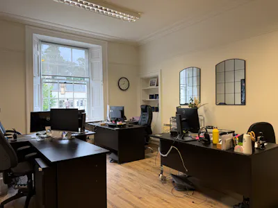 15 Melville Terrace, Stirling, Office To Let - 20260729_114444657_iOS.jpg