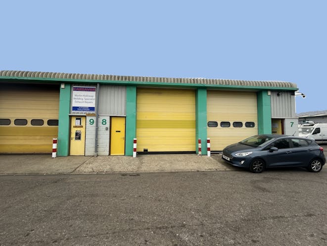 Unit 8, Belle Vue Enterprise Centre, Aldershot, Warehouse & Industrial To Let - IMG_9479.jpg