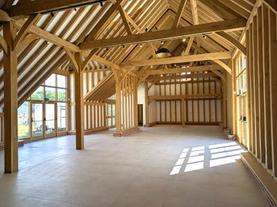 Mellersh Farm Barn, Guildford, Leisure / Office / Retail To Let - 8.jpg