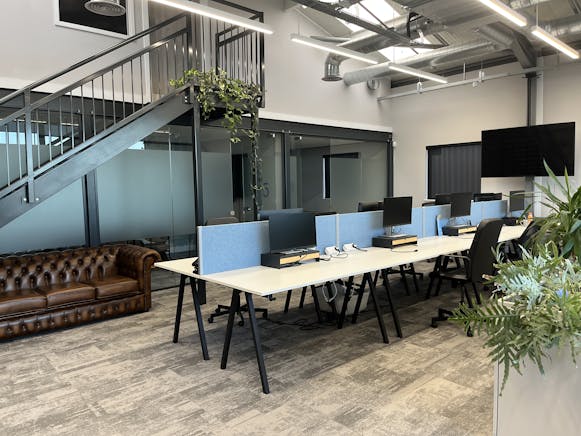 Office, Four Maries Yard, Southampton, Offices To Let - IMG_5482.JPG