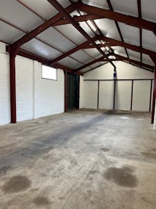 11 Silcock Street, Warrington, Workshops To Let - Silcock Street Int 2.jpg