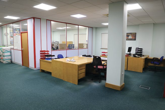 48 Victoria Road, Leeds, Offices To Let - H5D_2593.jpg