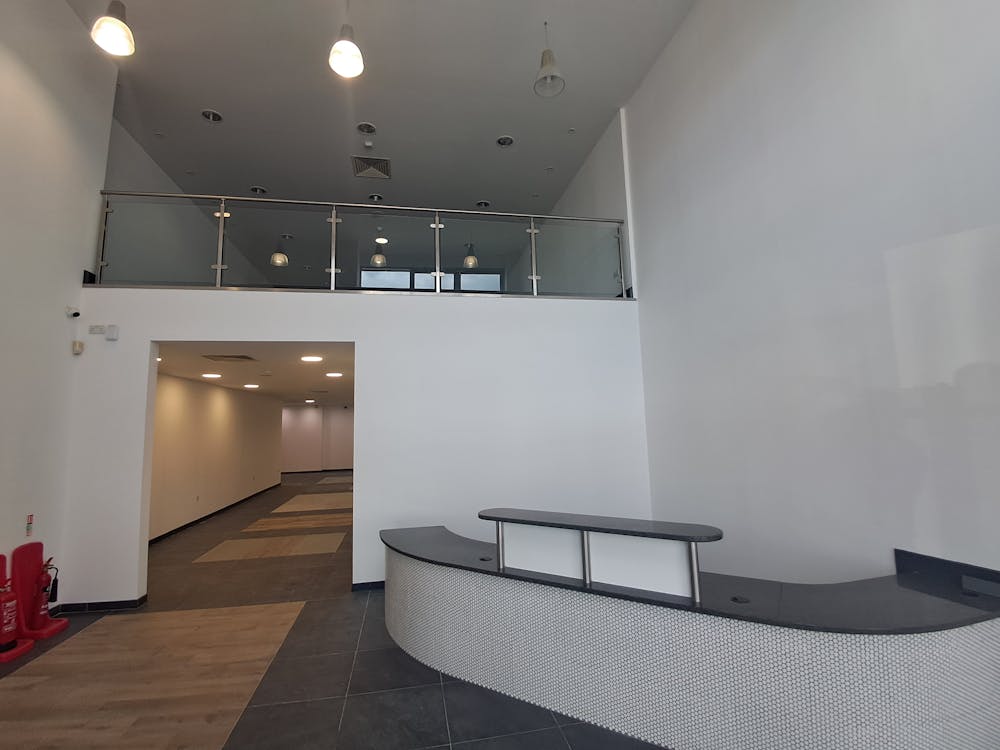 Unit 7, IO Trade Centre, Reading, Industrial/Logistics / Industrial / Storage / Trade Counter / Trade Counter / Showroom / Warehouse / Industrial / Warehouse To Let - 1000011165.jpg