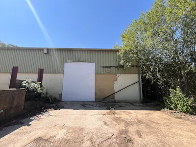 14 Picts Lane, Princes Risborough, Industrial / Trade Counter / Warehouse To Let - 20260708_094349150_iOS.jpg