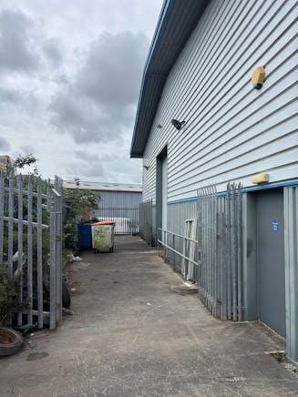 Former ATS Centre, Unit 14 Carn Brae Lane, Redruth, Industrial To Let - IMG_2511.JPEG