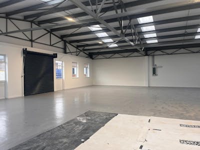 Units 1-4 The Point, Aylesbury, Industrial To Let - WhatsApp Image 20251217 at 16.jpeg