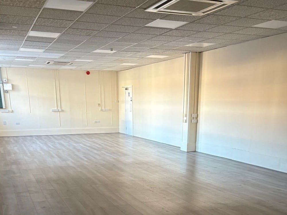 G06-07 & G21-23 Cherwell Business Village, Banbury, Office To Let - 014RZ.jpg