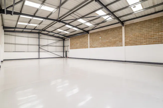 Unit 5, Orchard Trade Park, Redhill, Industrial To Let - Unit 5 Orchard Trade Park - Redhill-1.jpg
