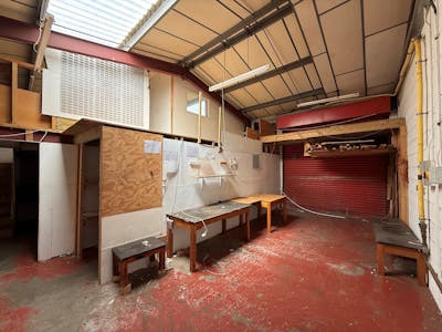 7 Lower Place Business Centre, Park Royal, Industrial To Let - Lower.jpg