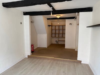 5 Swan Street, Alcester, Retail To Let - 3.jpg