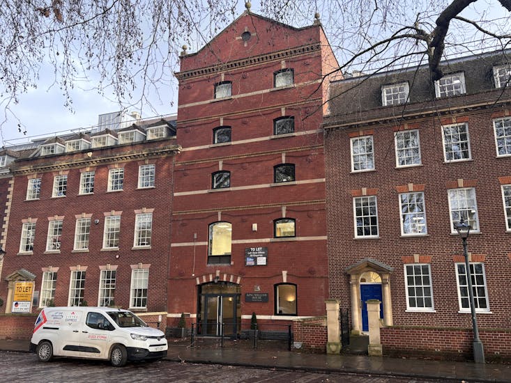 King William House, Bristol, Office To Let - 20260112_153523661_iOS.jpg