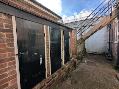 212, London Road, Guildford, Investment For Sale - 1000008242.jpg