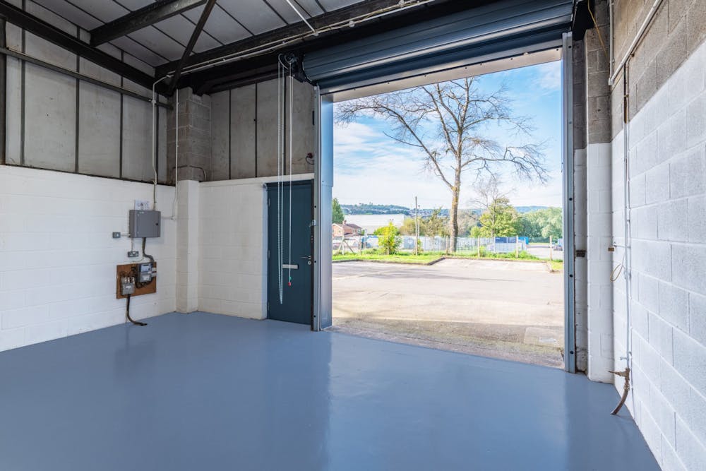 Unit 5, Albion Industrial Estate - Image 2