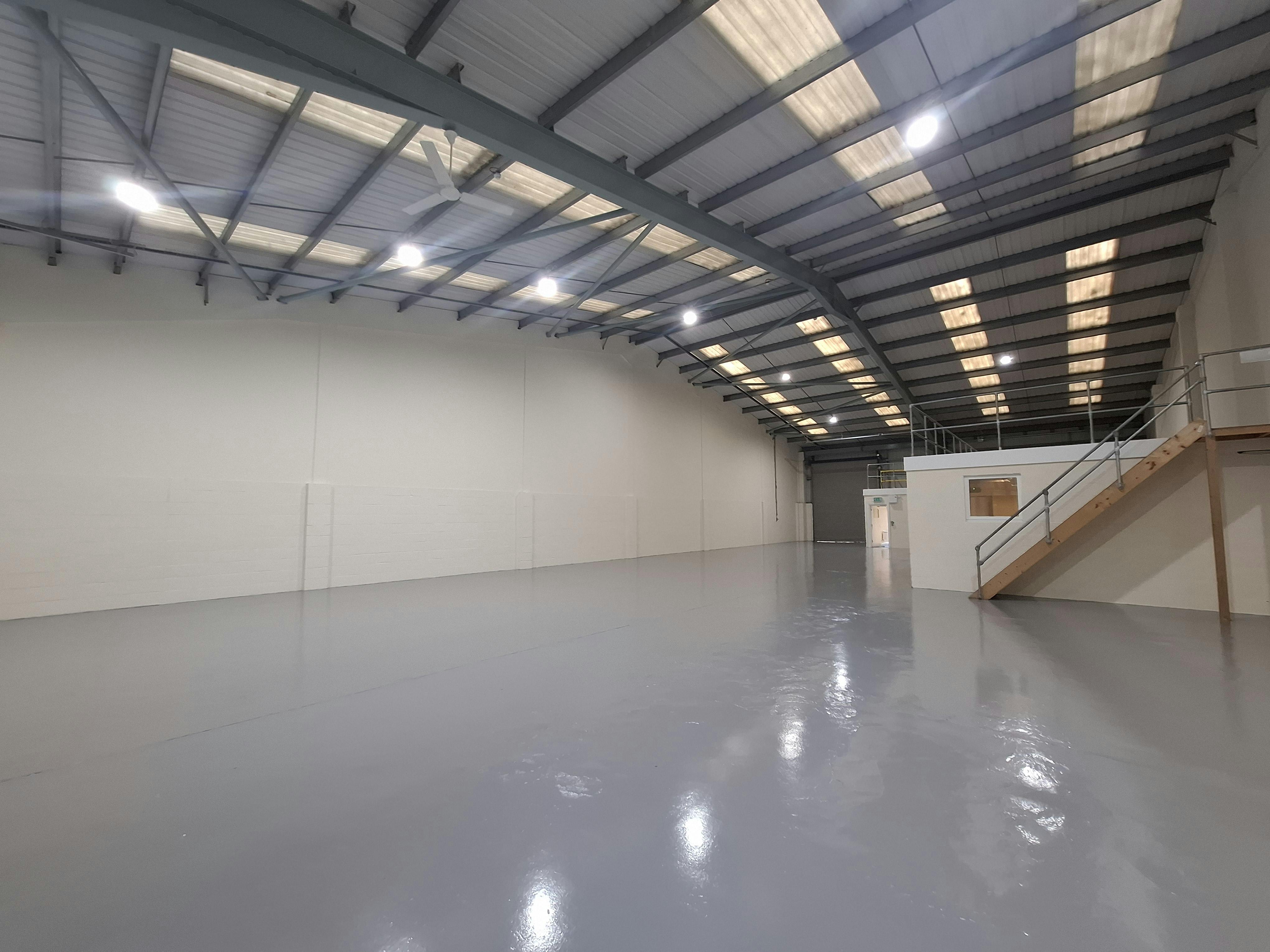Industrial Unit in Droitwich - photo 3