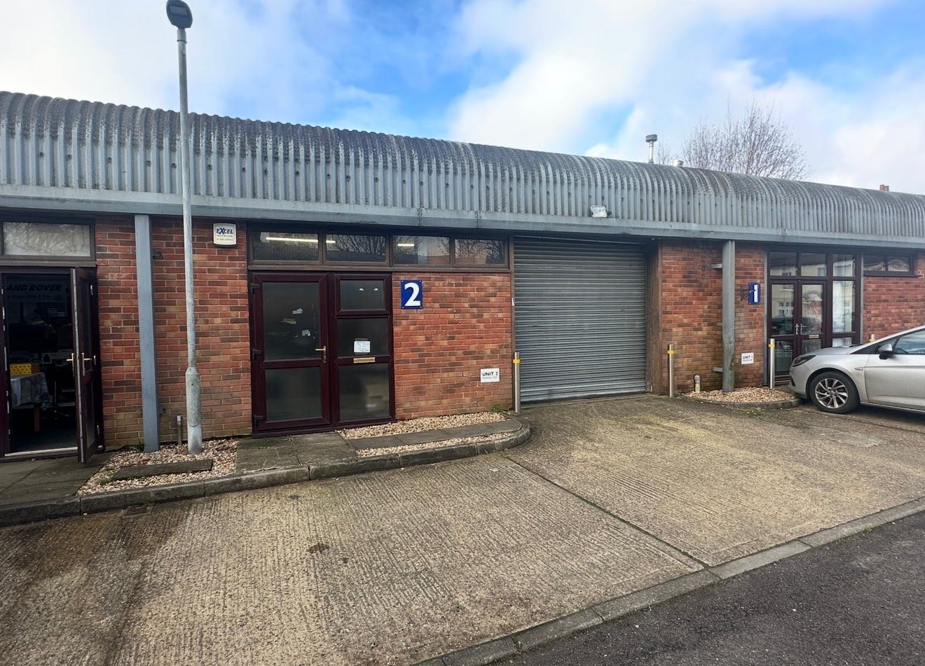 Industrial in Bentley, Farnham