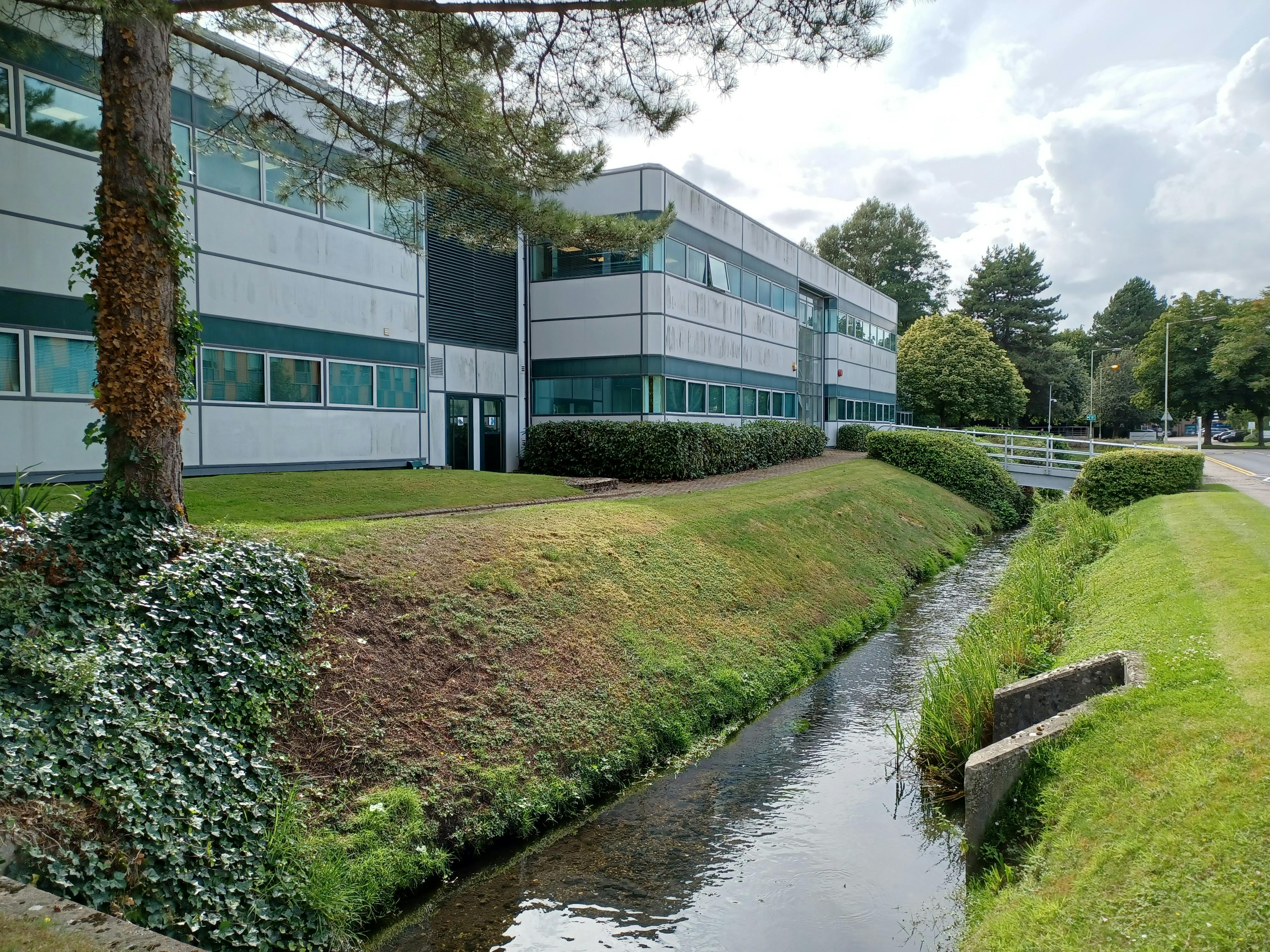 Office in Newbury - photo 4