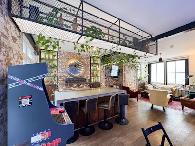 6A Middleton Place, London, Office To Let - Image (42).jpg