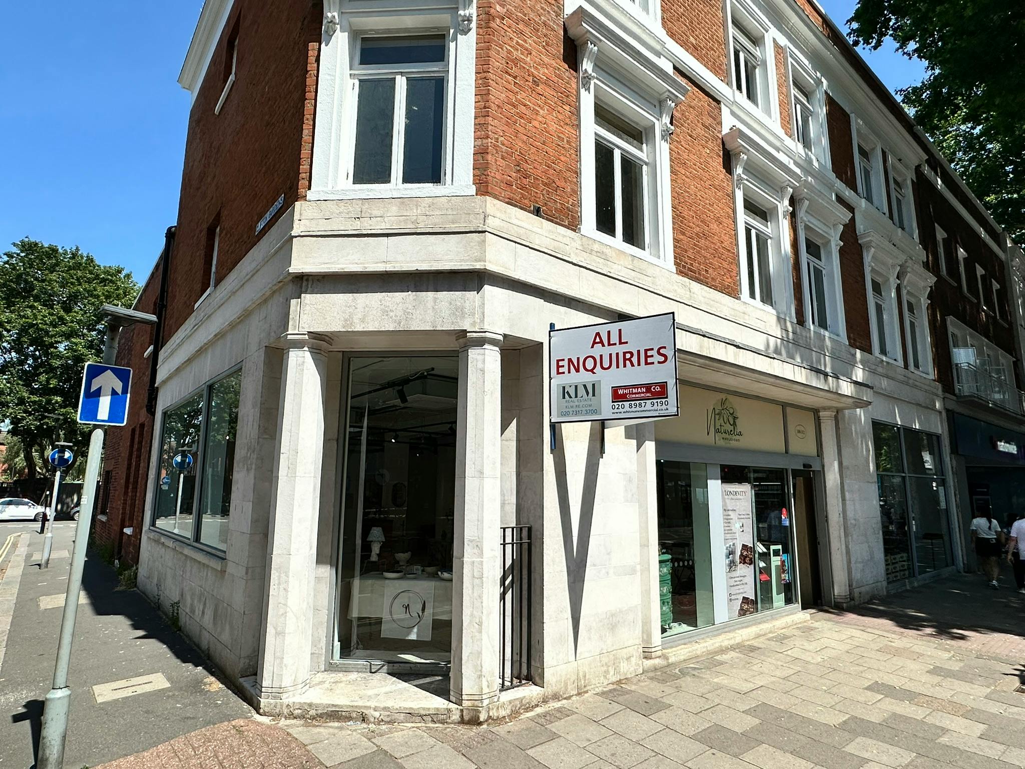 308-312 Chiswick High Road, London, Retail To Let - IMG_1252.JPEG