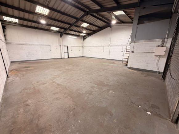 16 Robert Leonard Industrial Site, Southend-on-Sea, Industrial To Let - WhatsApp Image 2026-05-08 at 4.47.46 PM.jpeg