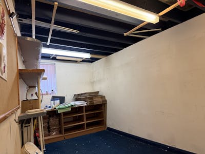 53 Worcester Road, Bromsgrove, Retail To Let - IMG_3429.JPG