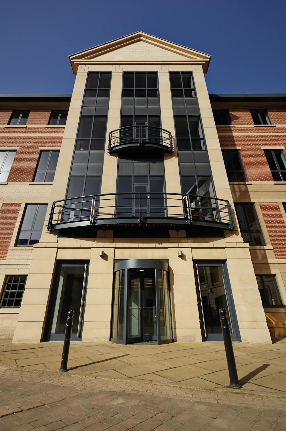 1 Victoria Place, Leeds - Image 2